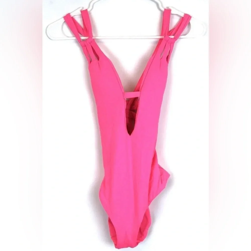 Rebecca Virtue, Becca, Women’s Skylar Plunge One Piece Swimsuit, Pink, Size S